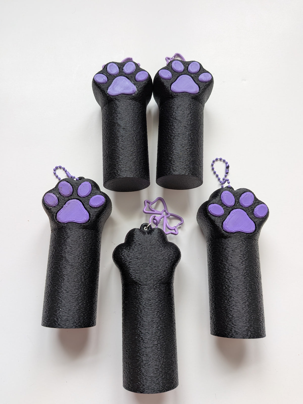 Black Cat Paw Chapstick Holder | Lip Balm & Lip Gloss Keychain | Cute 3D Printed Paw Container | Purse Charm | Gift for Cat Lovers l Lipstick Holder