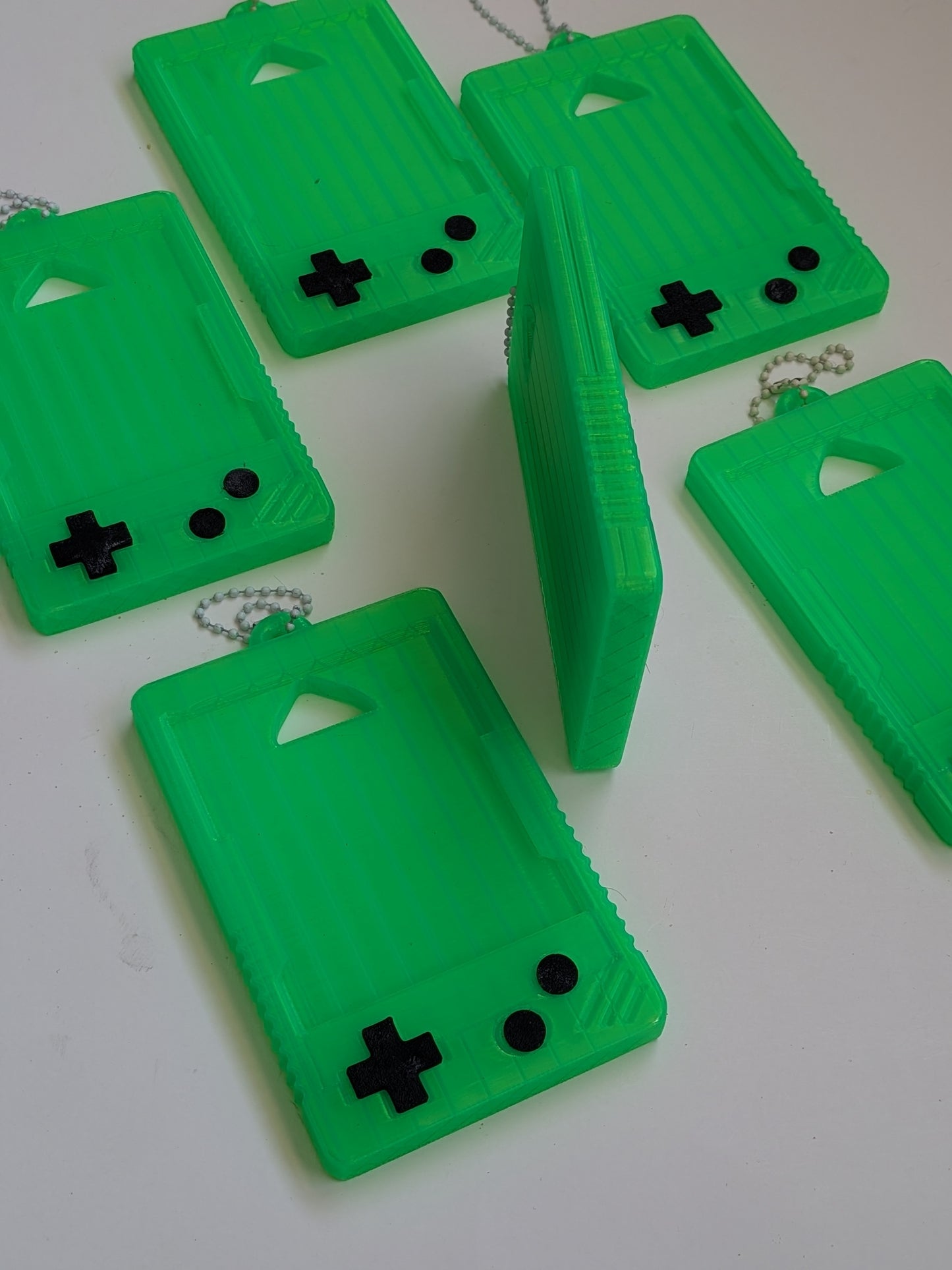 Retro Handheld Trading Card Display Keychain | Transparent Card Holder Case | Fits Standard Trading Cards