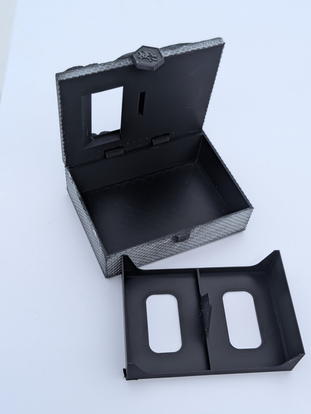 Dragon deck box displayed on a light background